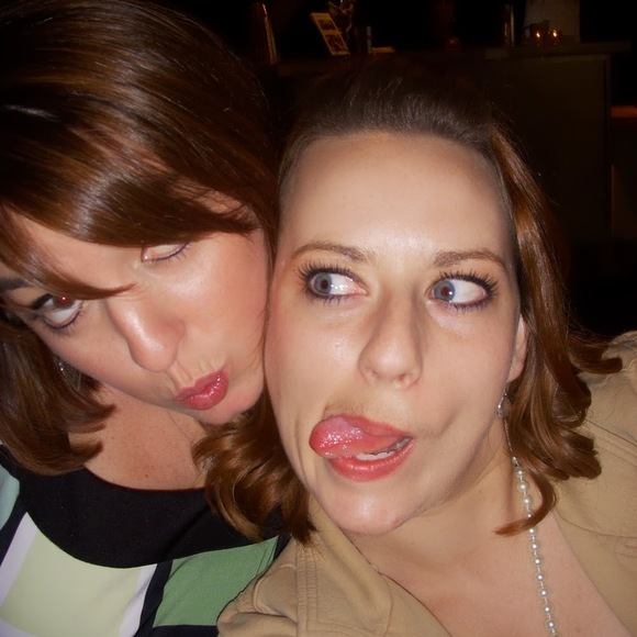 Meet your Posher, Lesli - Picture 1 of 1